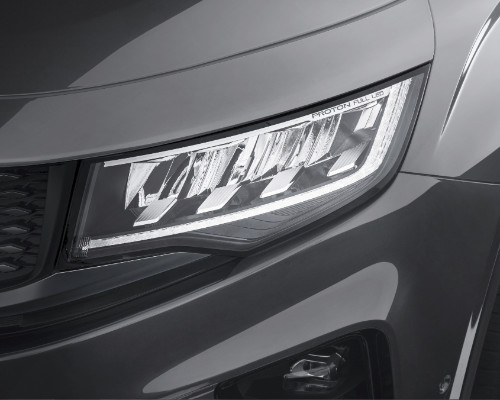 proton x90 led headlamp with daytime light