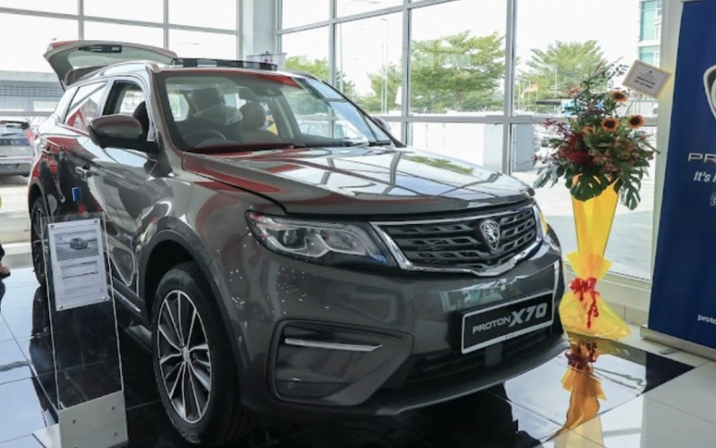 proton showroom semenyih x70